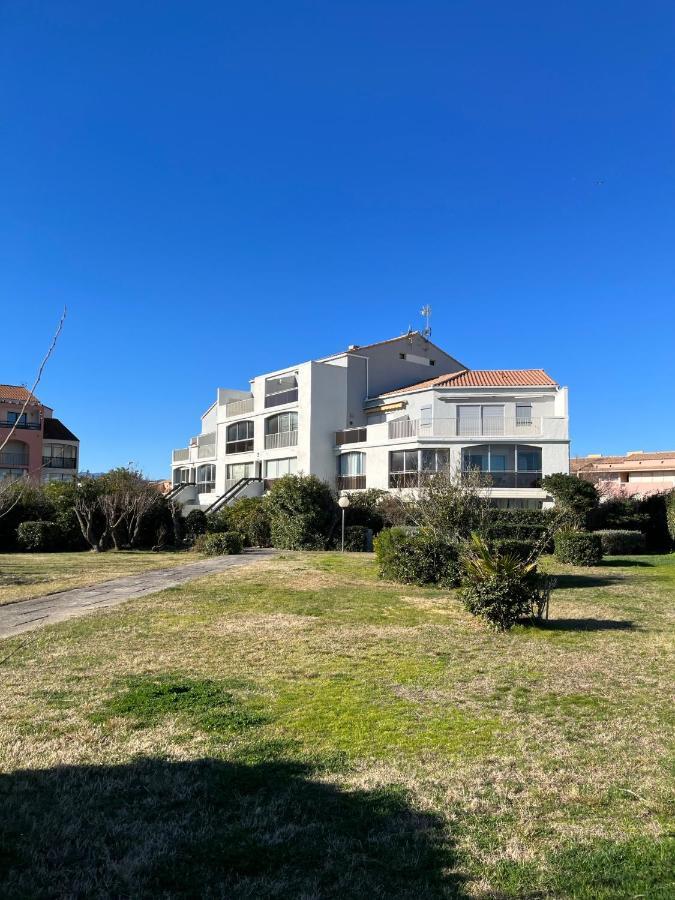 Appartement Entre La Lagune Et La Mer Avec Piscine, Direct Plage, Vue Partielle Mer سان سيبريان المظهر الخارجي الصورة